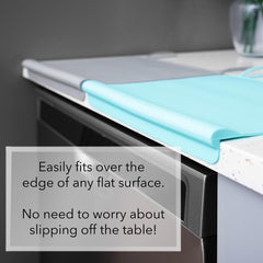 The Table Tyke teething-edge closeup highlights safe, bite-friendly edges for little mouths.