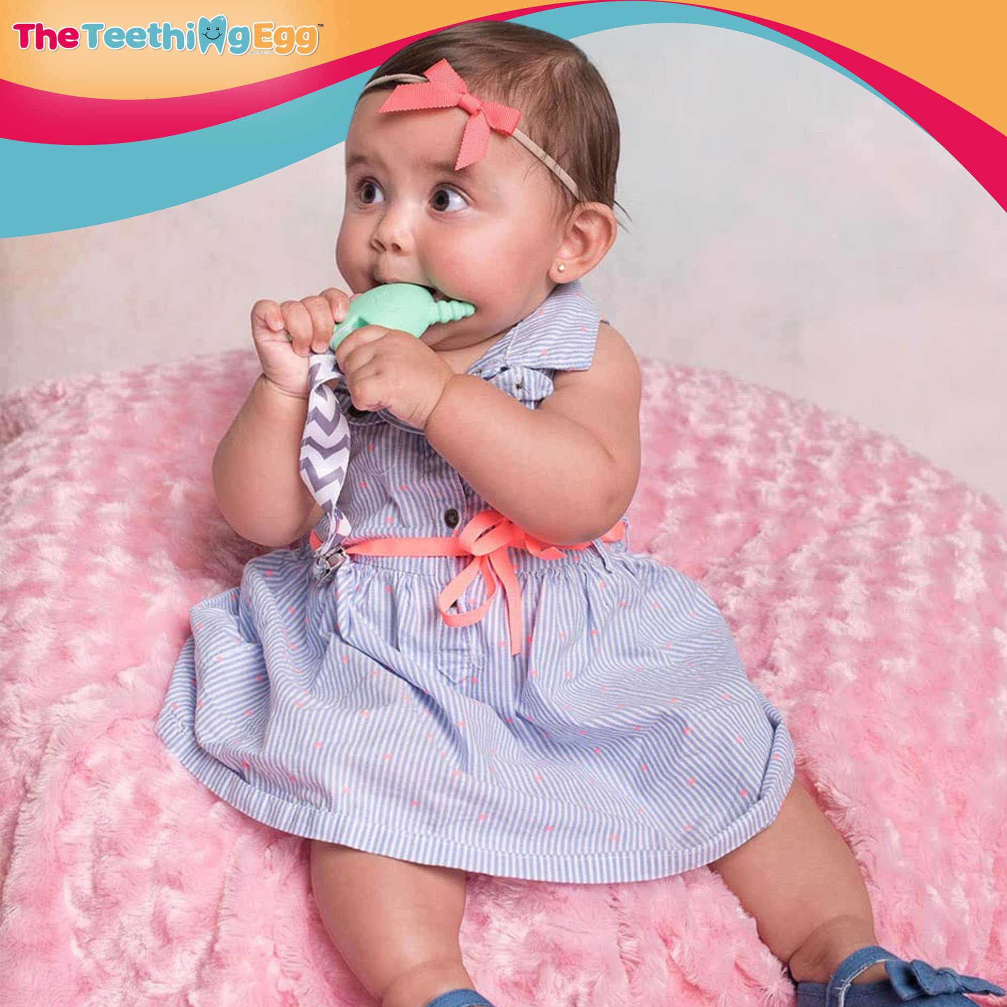 The Teething Egg Molar Magician mint color reach for little hands