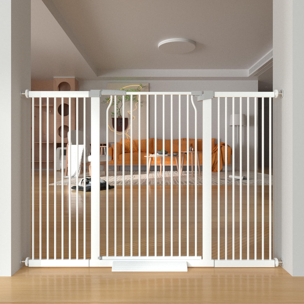 THEYFIRST white metal finish looks sleek and blends with decor.