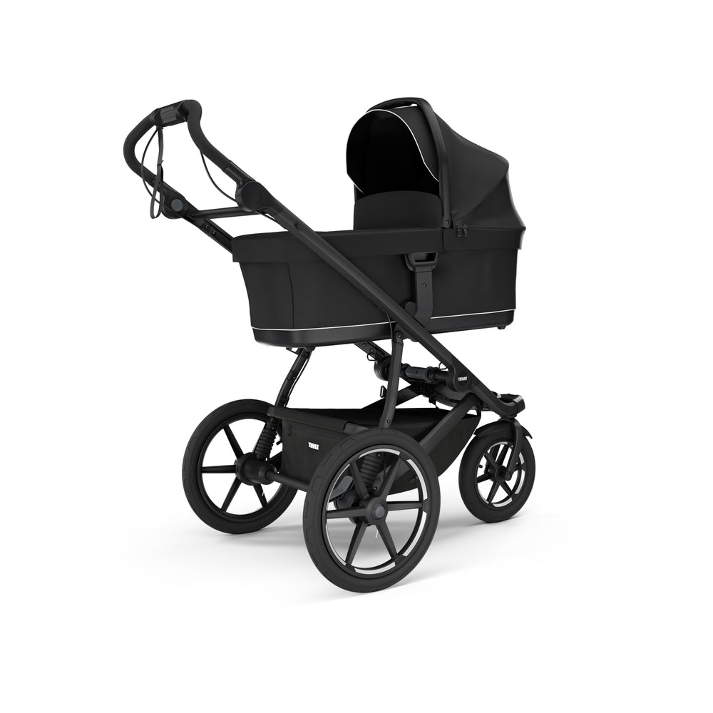 Thule bassinet black interior mesh for breathable baby comfort