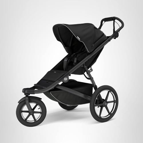 Thule Urban Glide 3 full-coverage canopy with ventilation keeps young riders comfortable
