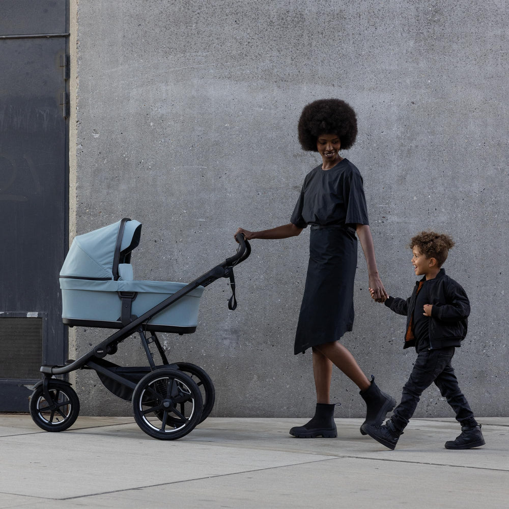 Thule Urban Glide 3 seat recline adjustment demonstrates customizable comfort for naps.