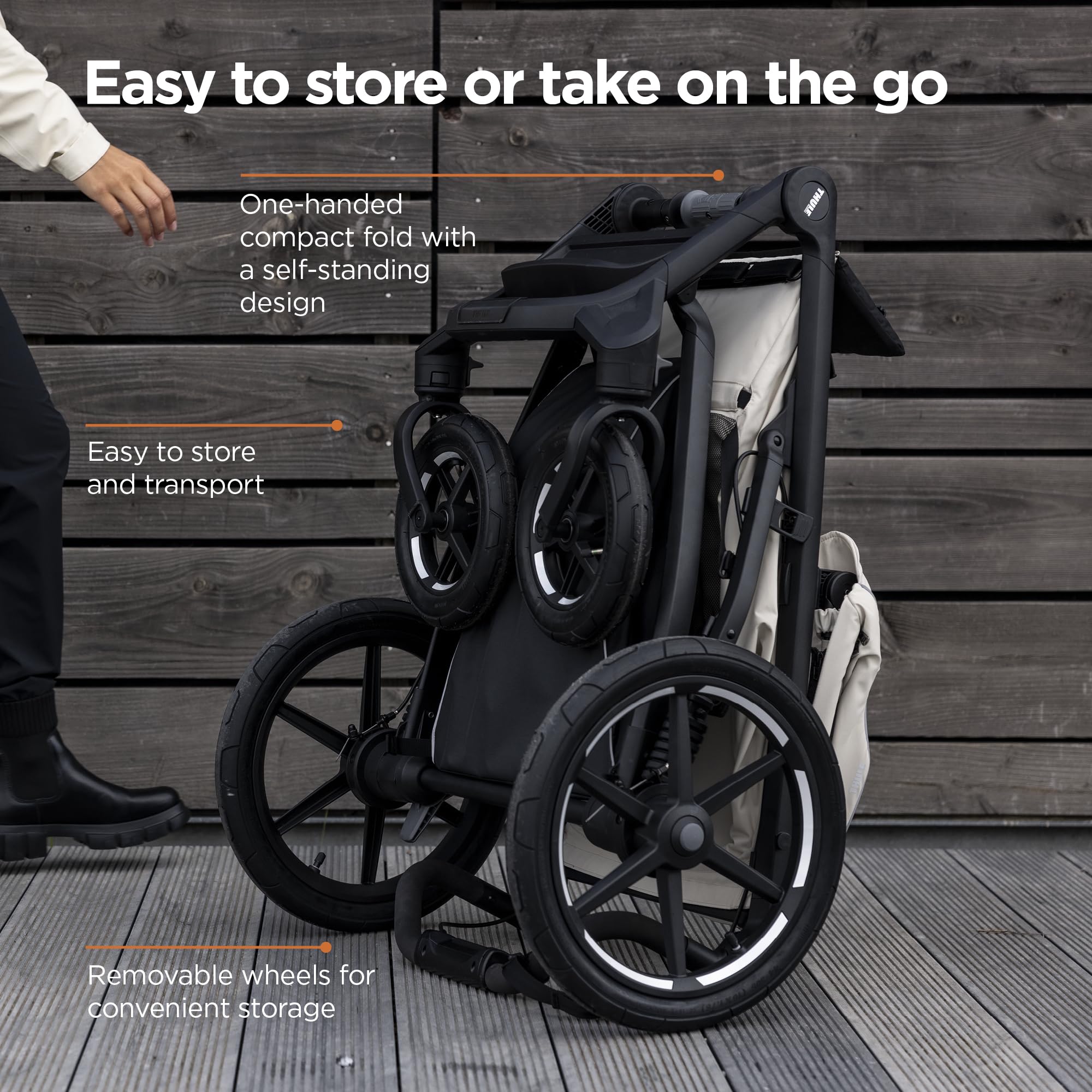 Thule Urban Glide air-filled tires absorb rough paths for a smoother ride