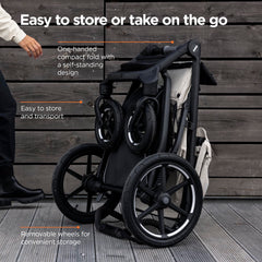 Thule Urban Glide air-filled tires absorb rough paths for a smoother ride