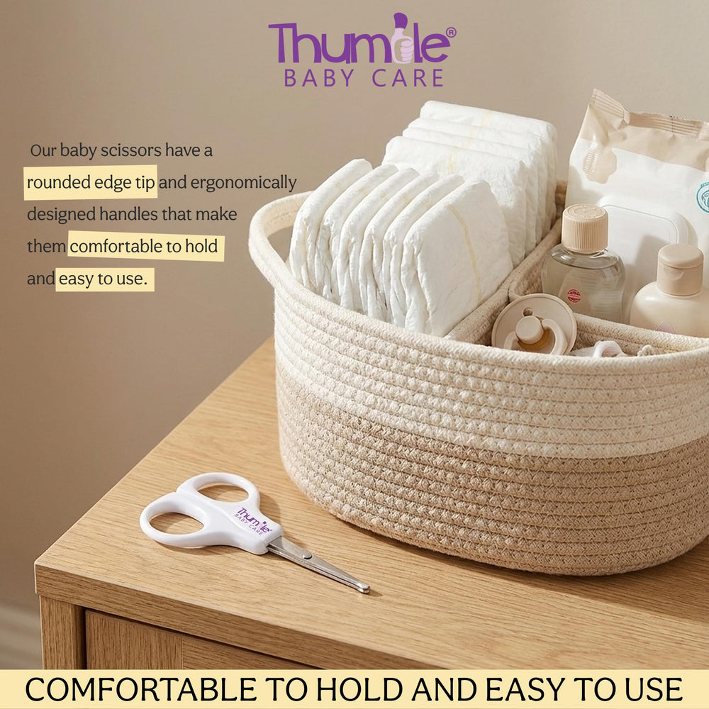 Thumble Baby Nails scissors showing ergonomic handles for comfortable use