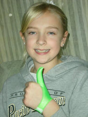 Thumbusters for ages 5-12 offers a gentle, independent reminder to stop thumb-sucking.