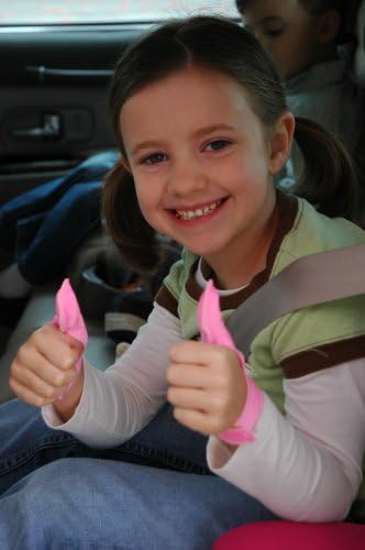 Thumbusters soft-wrist-closure ensures easy on and off during daily routines.