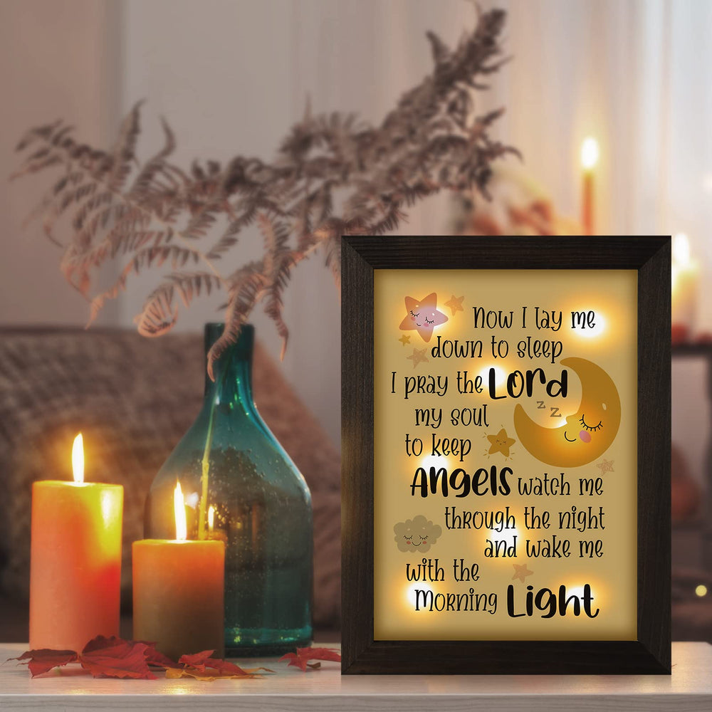 THYGIFTREE shatterproof window keeps baby safe while admiring the keepsake.