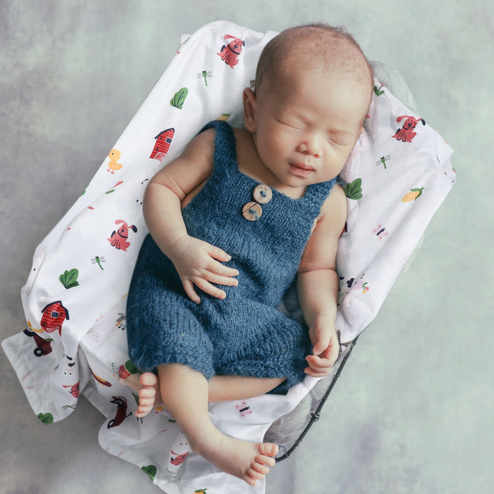 Tiamon 4-pack baby blankets arranged for gifting at baby showers
