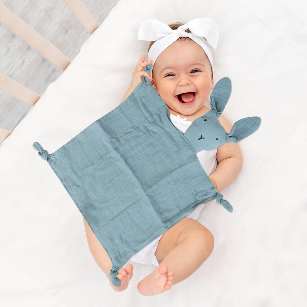 TIAN DIAN Silk hair scrunchie for gentle postpartum haircare rituals.