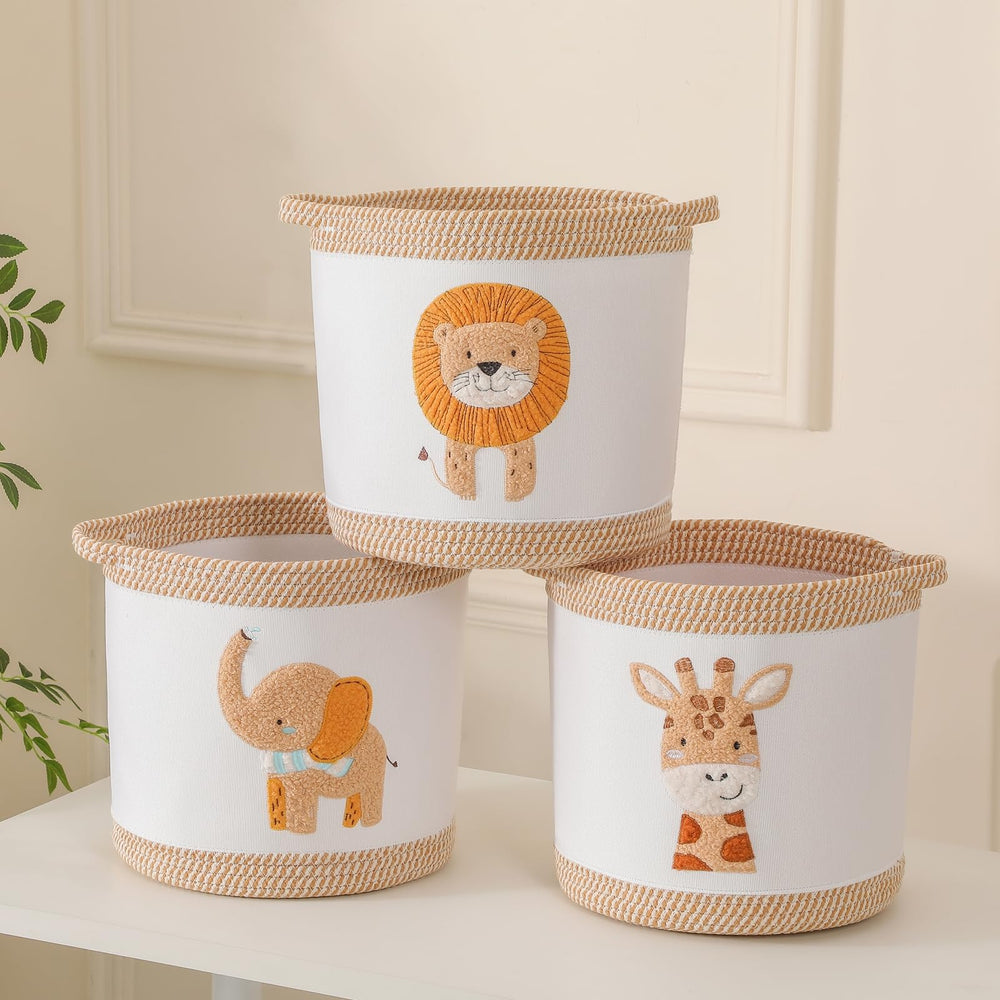 Tidelit baskets filled with clothes highlight large 21-liter capacity