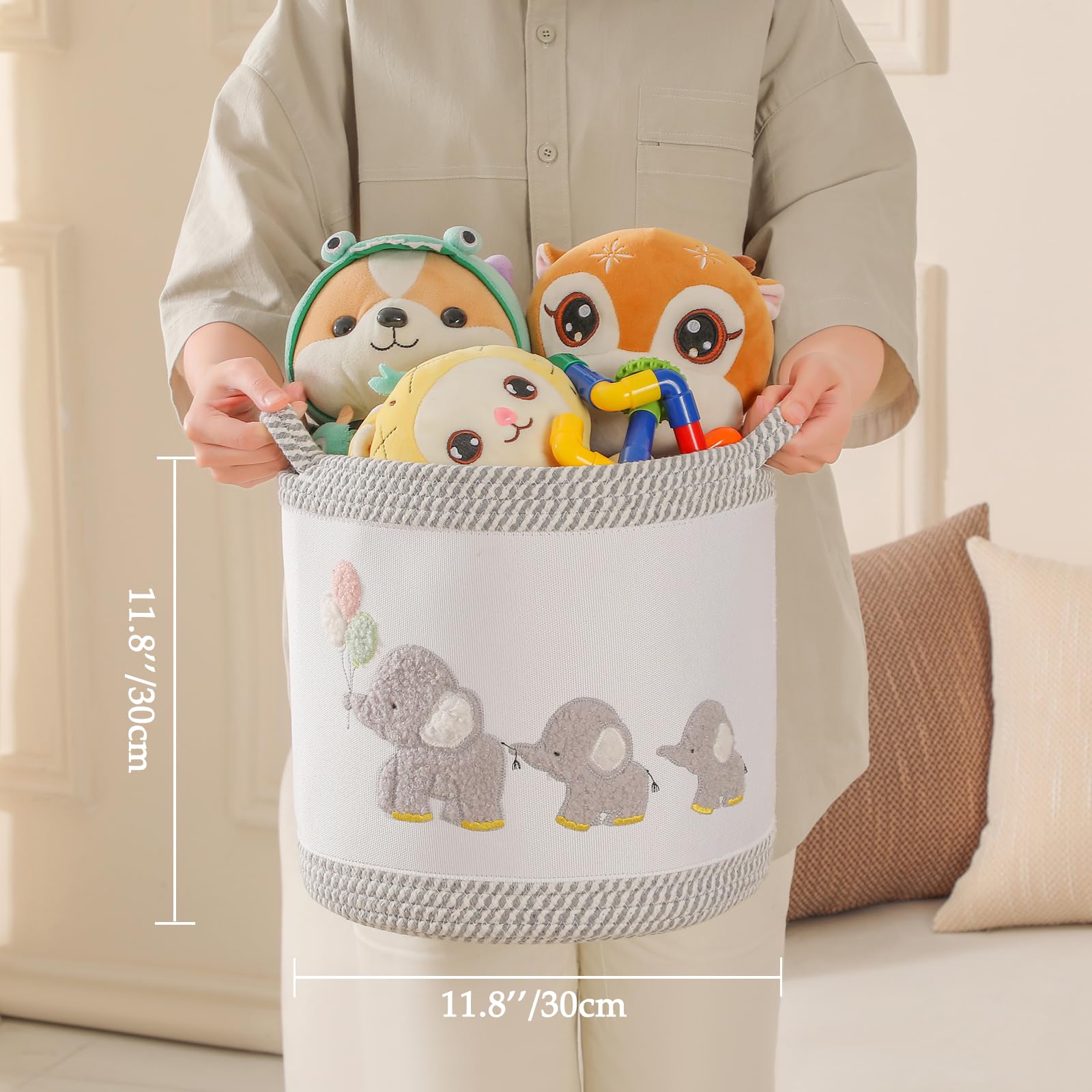 Tidelit handles enable easy movement between rooms during tidy-ups