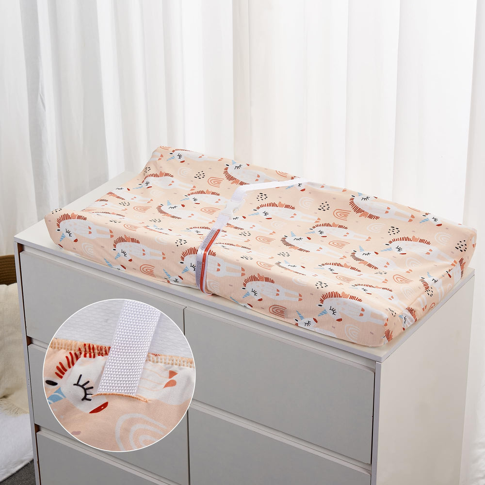 TILLYOU changing pad cover machine-washable for easy cleaning and freshness.