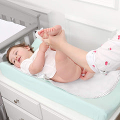 TILLYOU cotton flannel close-up shows plush surface gentle on baby's skin.