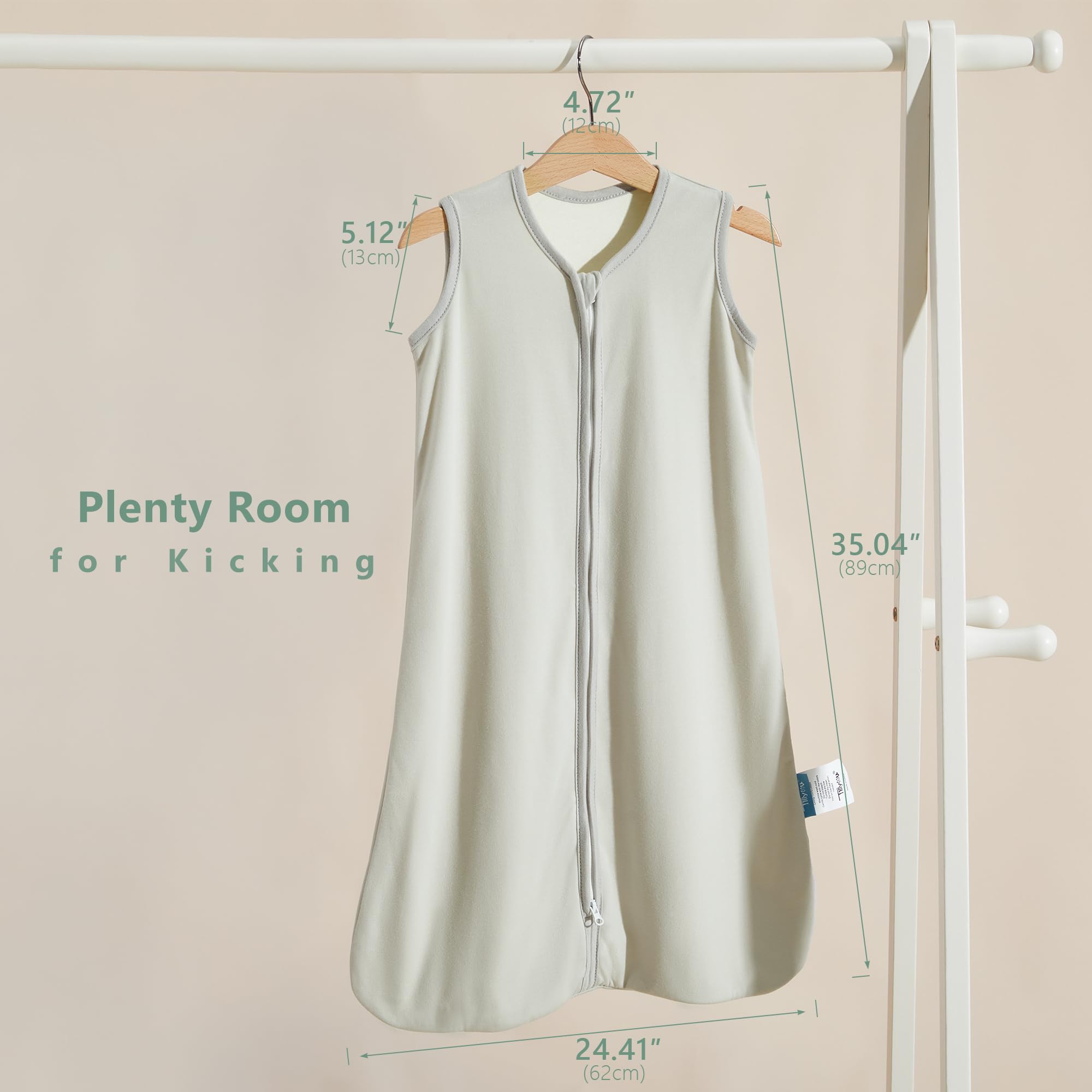 TILLYOU double-zip sleep sack closeup shows easy-access zipper for diaper changes.