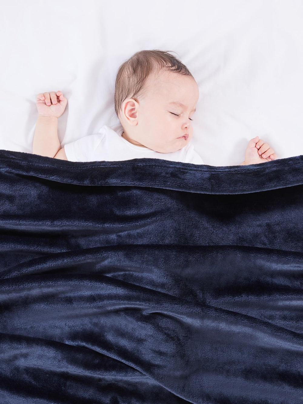TILLYOU toddler blanket 300gsm warmth offers cozy, breathable comfort.