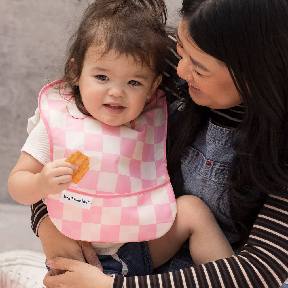 Tiny Twinkle wipe-clean fabric for quick mess cleanup after meals.