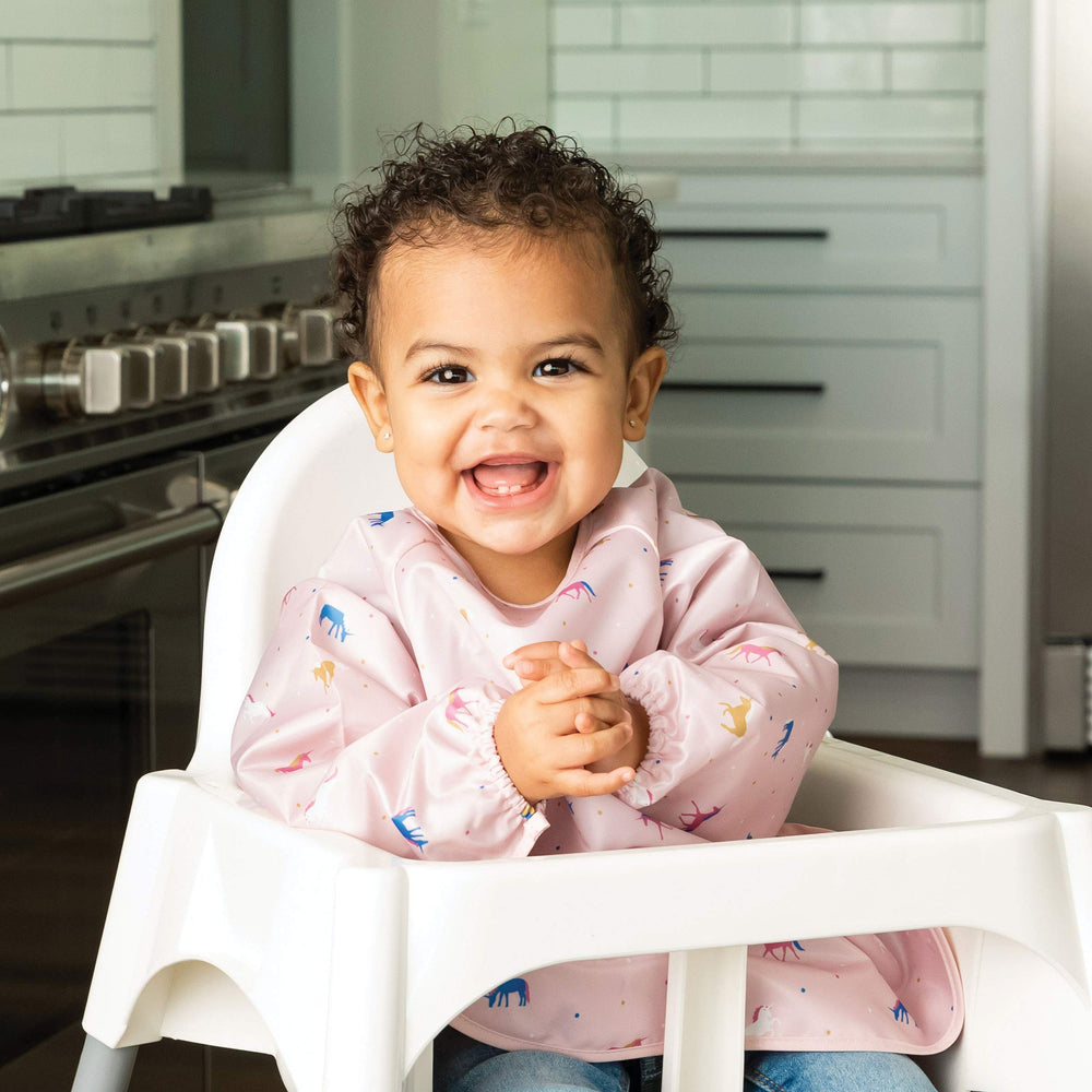 Tiny Twinkle mess-proof fabric Provides spill protection for happy eating sessions
