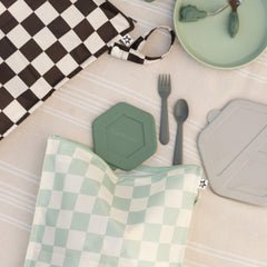 Tiny Twinkle Mess Proof Wet Bags heat-sealed seam detail, leak protection feature
