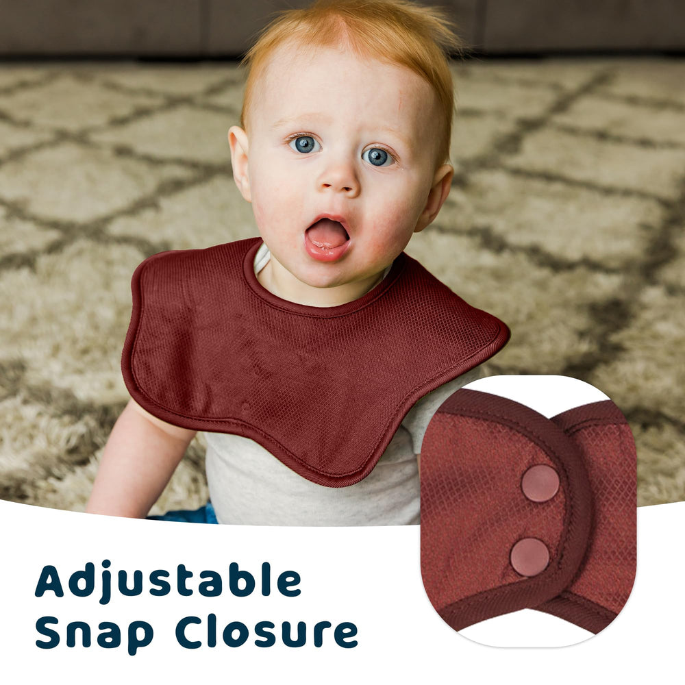 Tiny Twinkle Roundabout water-resistant inner layer keeps skin dry after meals.