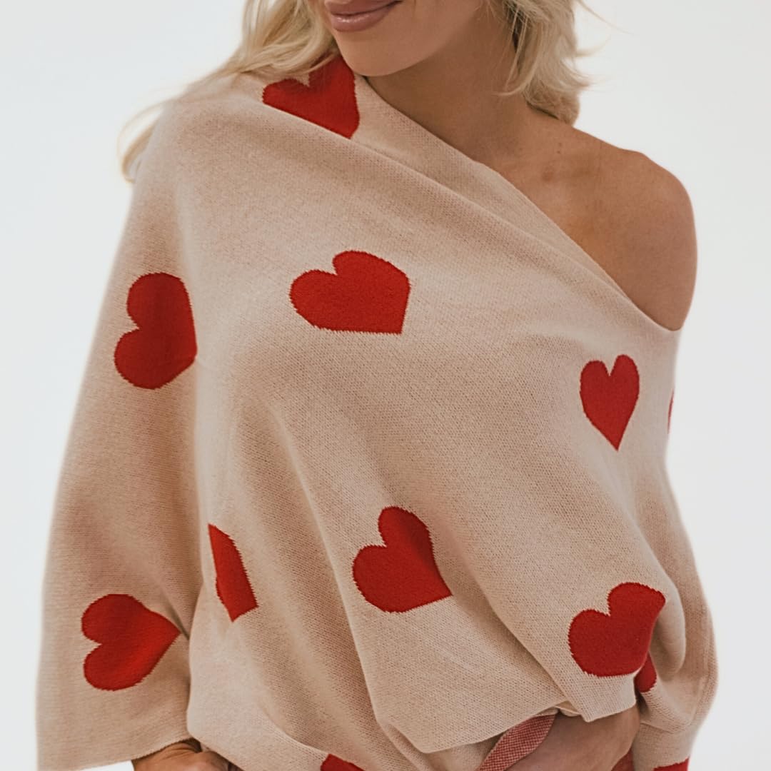 Toci Mom versatile nursing cover doubles as stroller shade and car-seat cover.