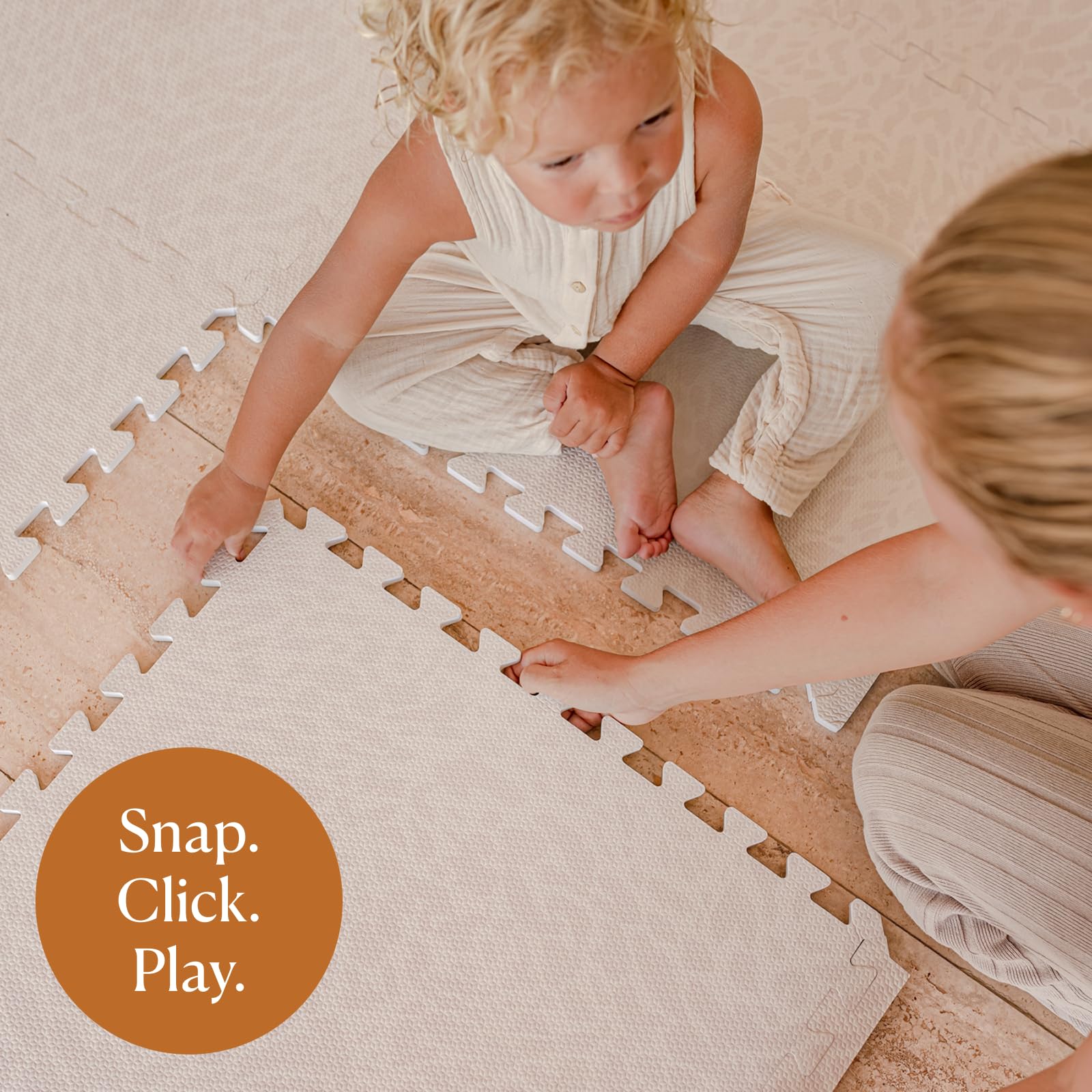 Toddlekind Playmat easy-clean surface keeps spills simple with a quick damp-wipe.