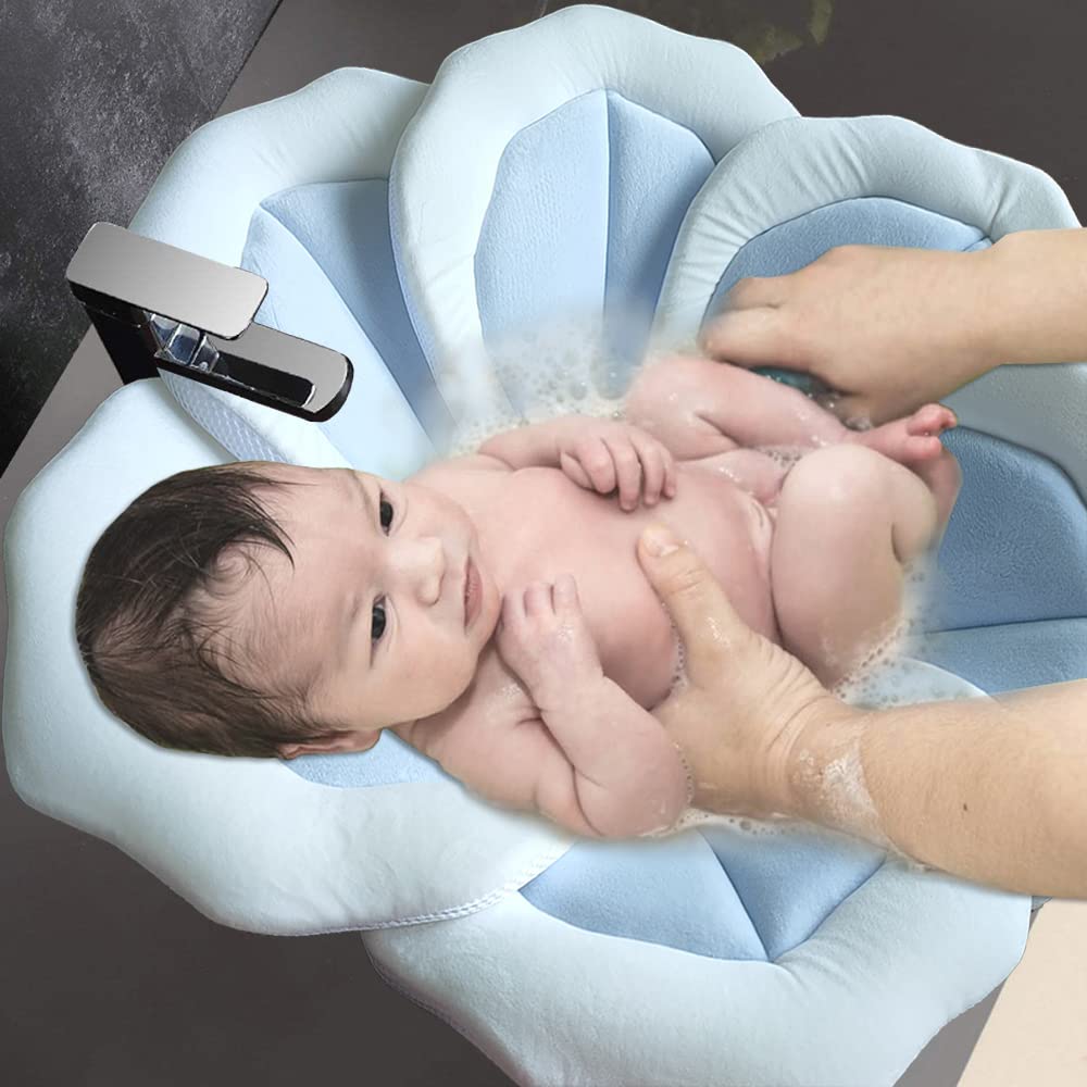 TOFOAN Baby Bath Pad blue side detail highlights contoured petals and secure seat