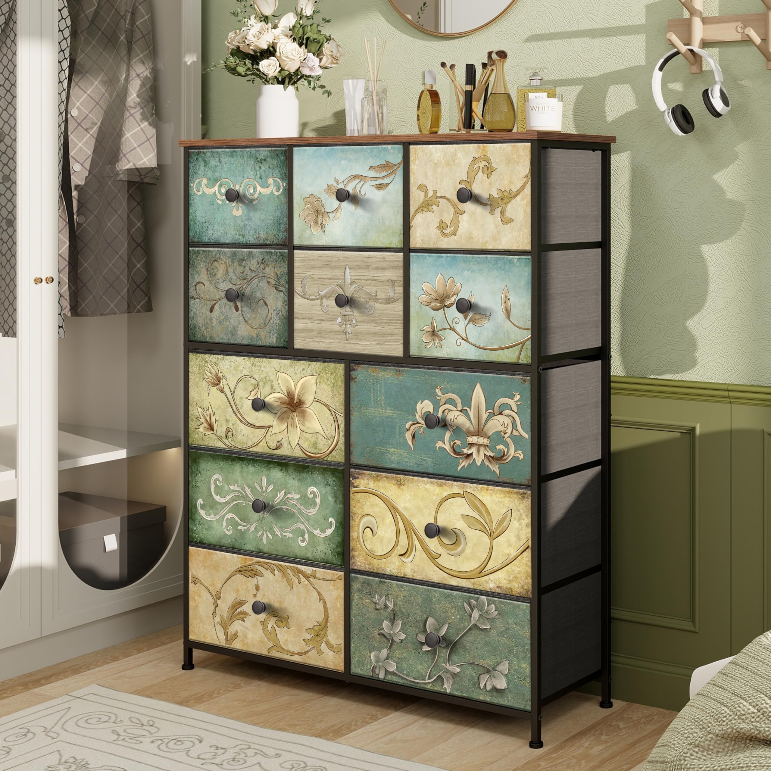 Tohomeor dresser metal frame provides strong support for daily use.