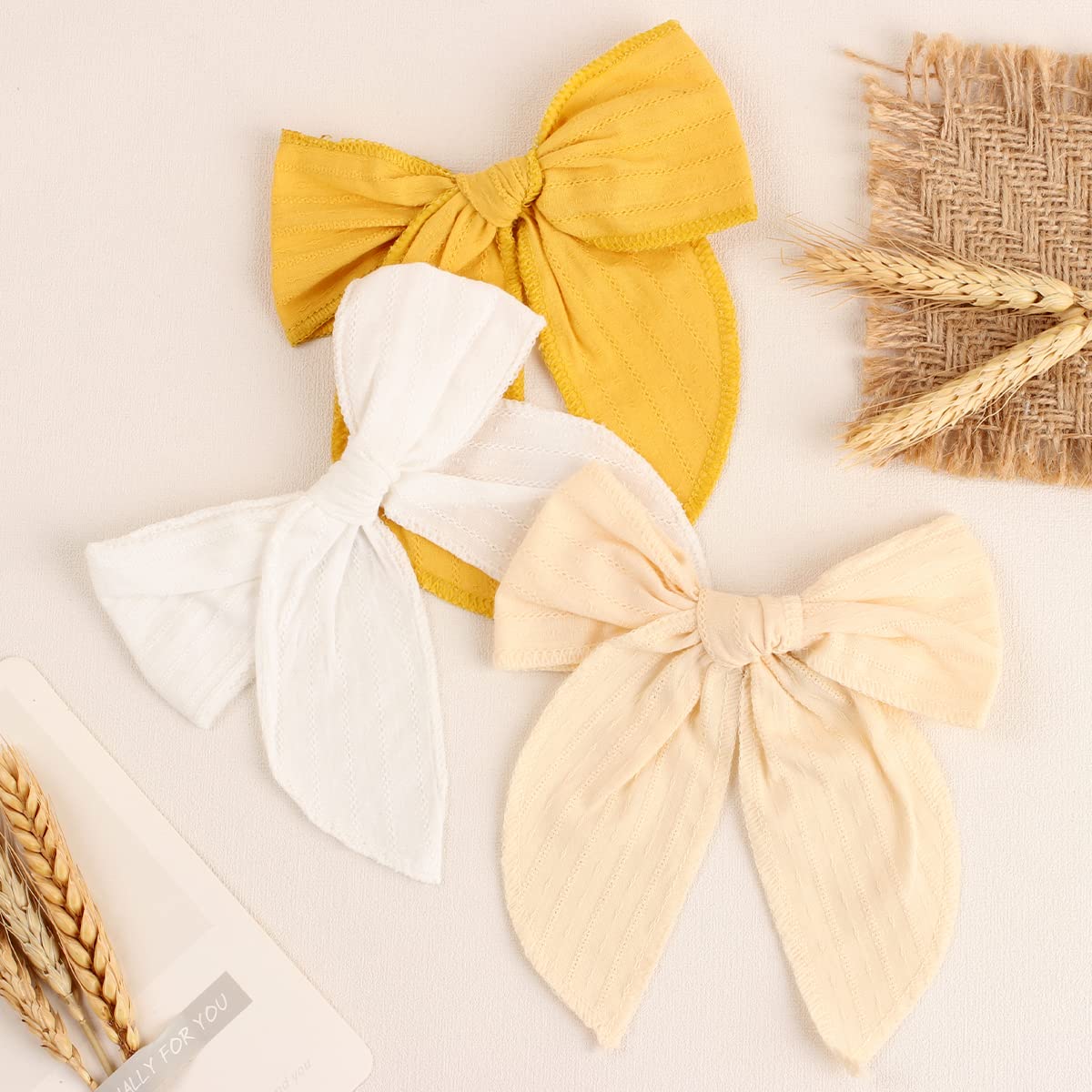 TOKUFAGU gift-ready toddler bows ideal for birthdays and special occasions.