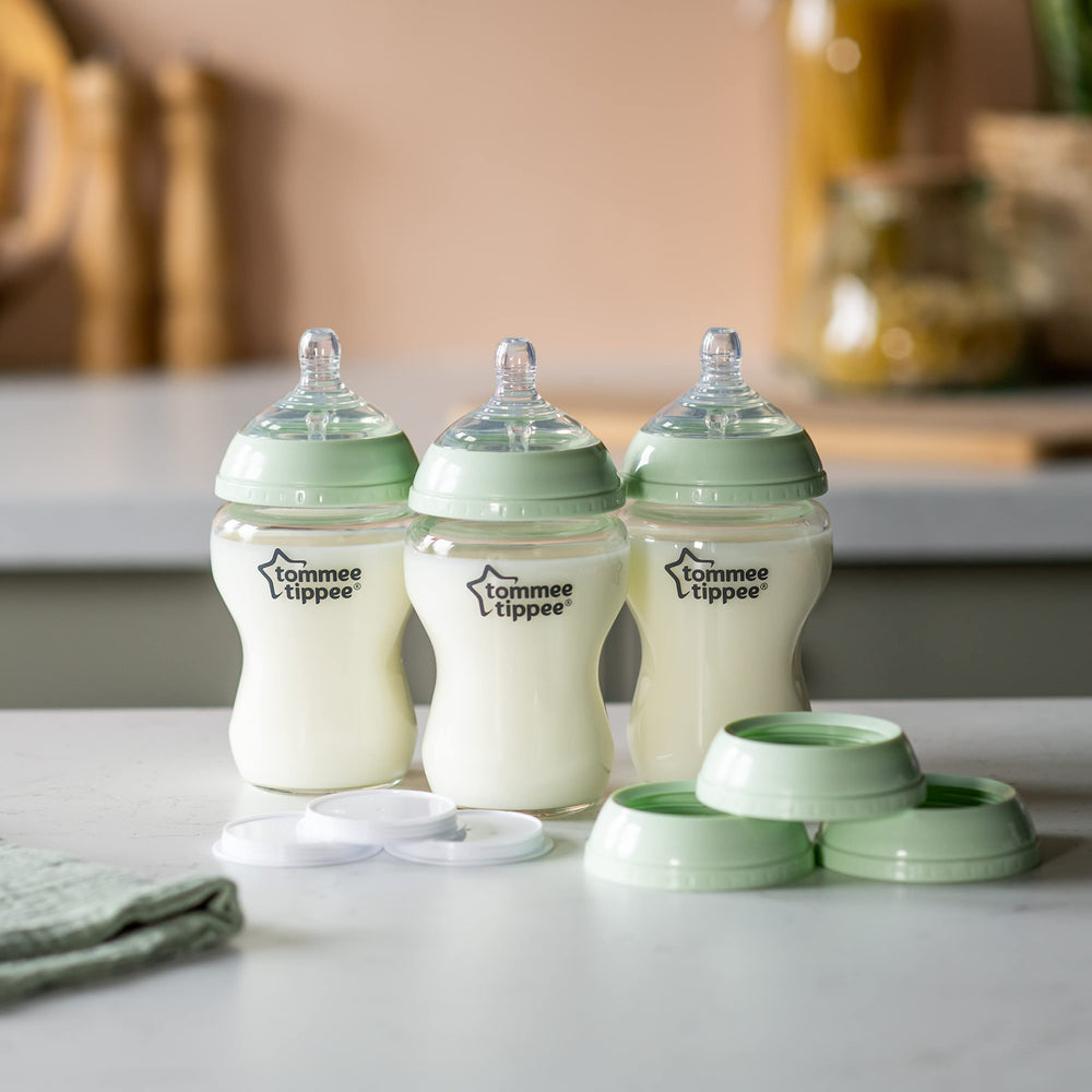 Tommee Tippee stain-resistant glass bottle keeps gear clean