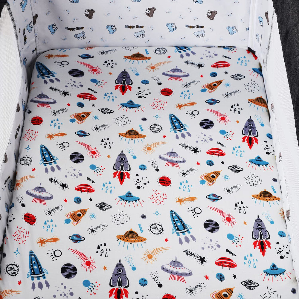 Tontukatu bassinet sheet 3-pack space rocket satellite pattern supports stimulating nighttime curiosity.