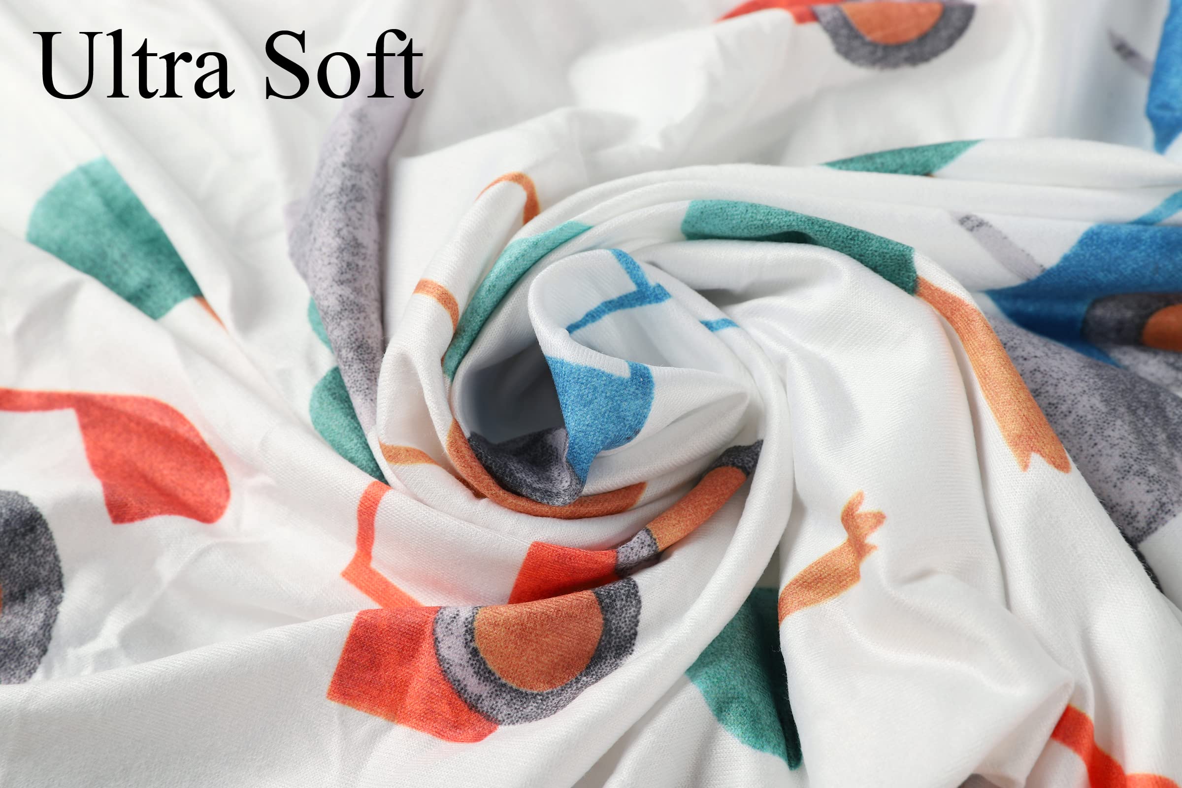 Tontukatu solid grey cover offers versatile nursery styling and easy care