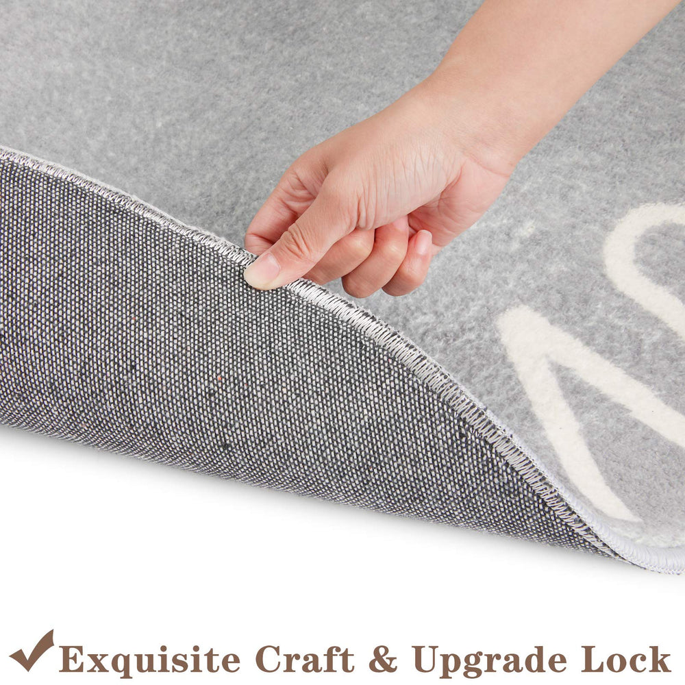 Topotdor crawling play area with soft edges supports safe exploratory play