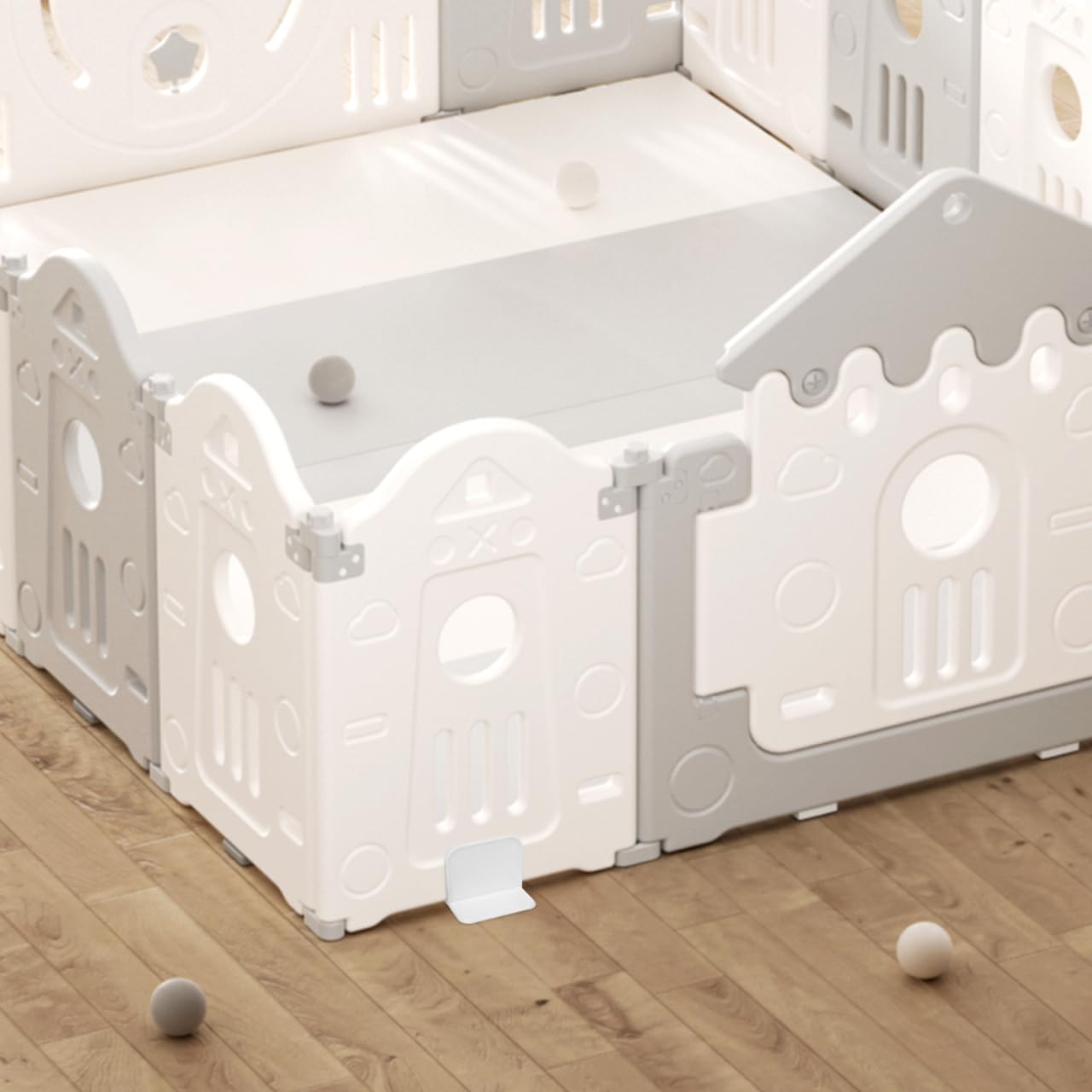 Topperfun anti-slip stabilizers keep the playpen steady on floors