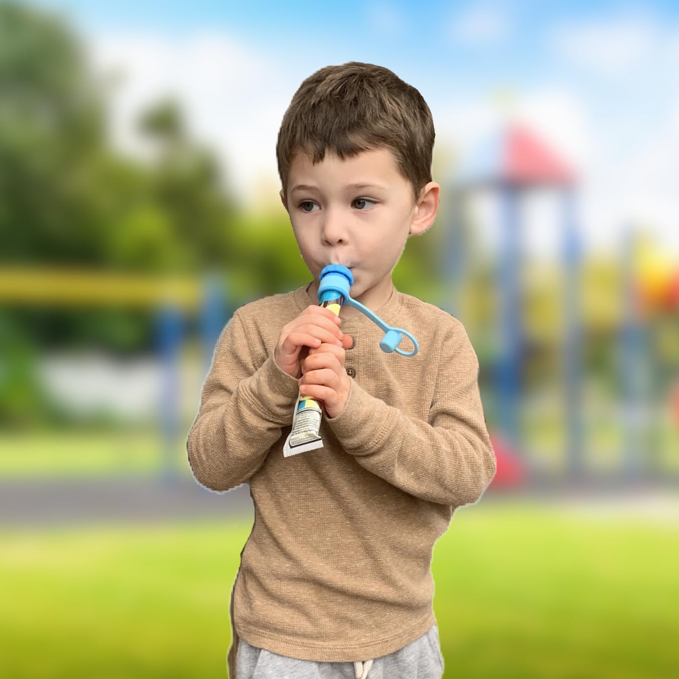 Toppie BPA-free silicone and polypropylene ensure durable, safe reuse
