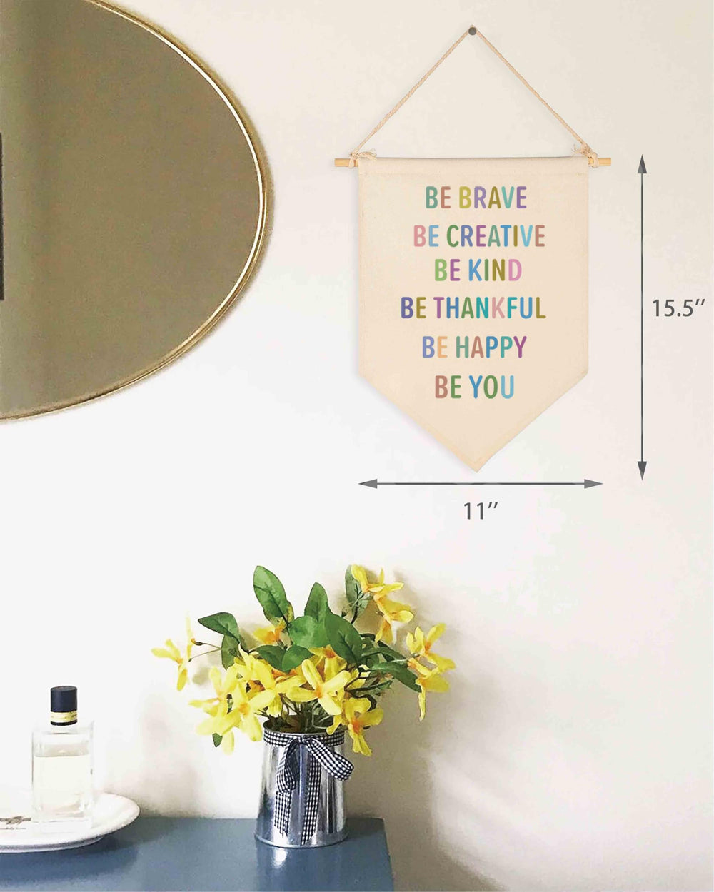 Topthink compact lightweight flag banner simplifies room embellishment