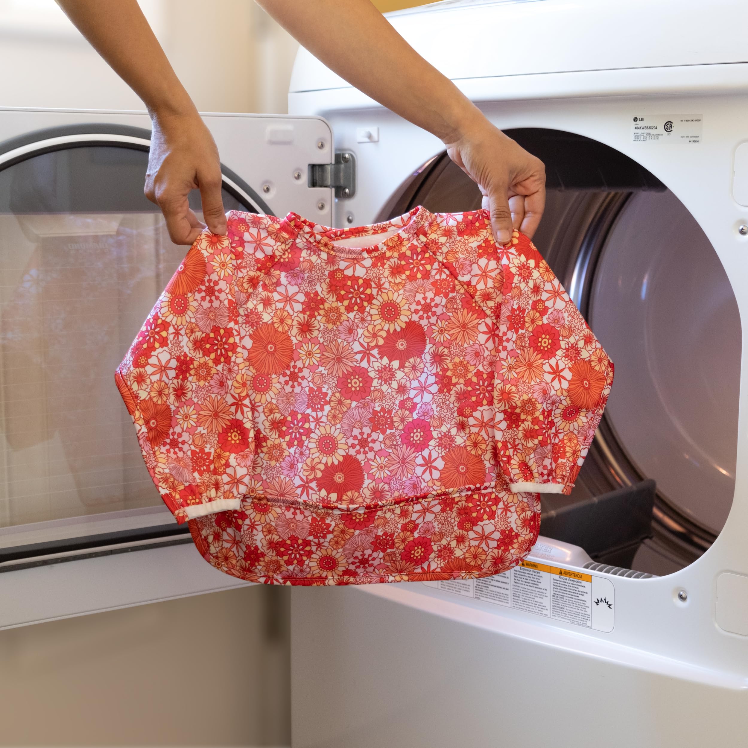 Torange machine-washable baby bib ready for quick cleanup after meals.
