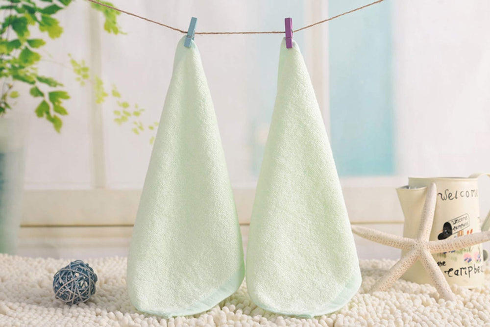 Tosnail travel-friendly bamboo washcloths in 20-pack for on-the-go care