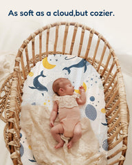 TotAha bedside sleeper sheet fit Maxi Cosi Lora for secure nights.