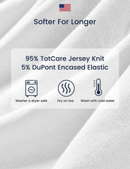 TotAha 5-inch deep pocket keeps diaper pad secure during changes.