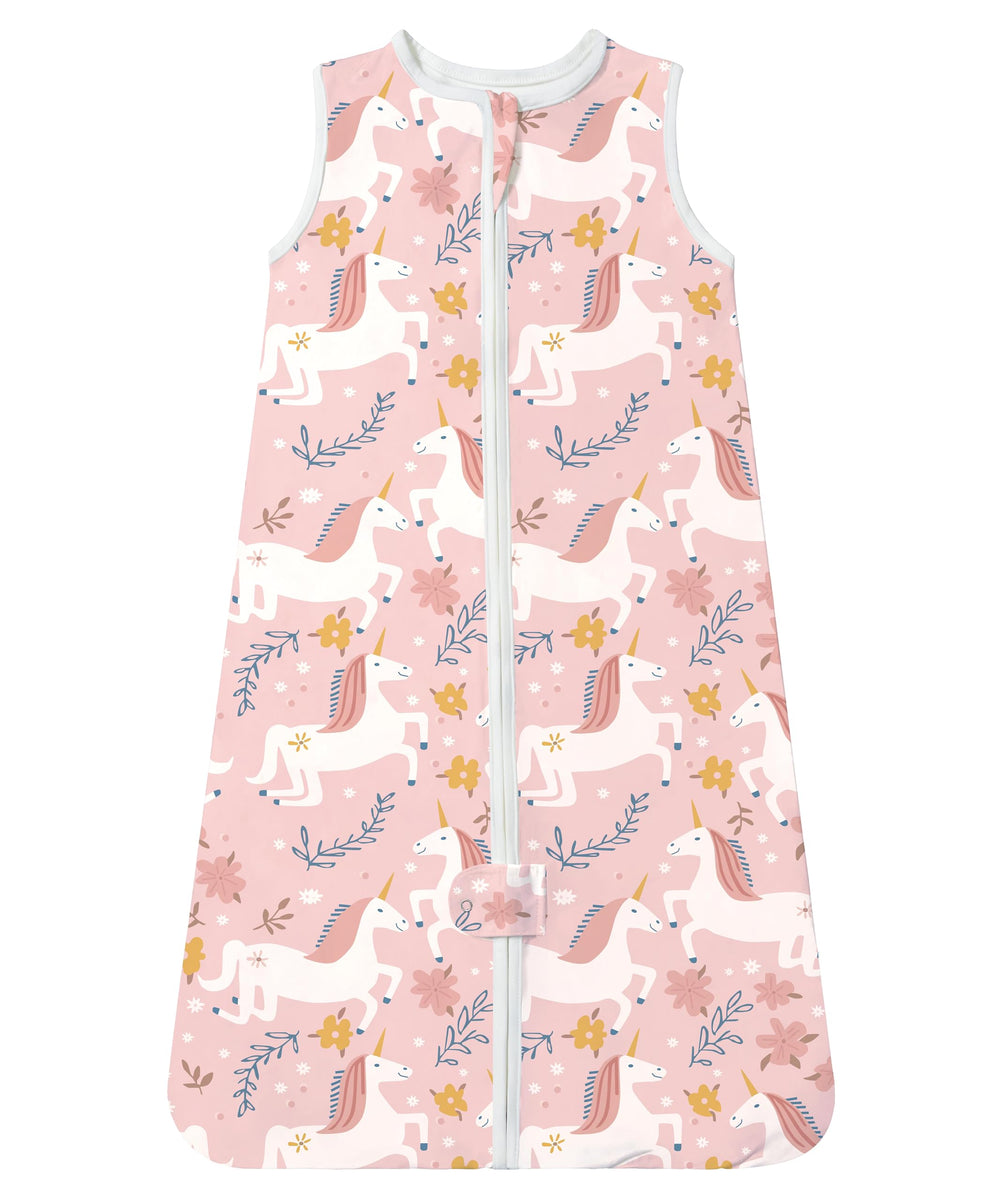 TotAha Light Sleep Sack 0.5 TOG keeps baby cool and cozy for peaceful naps.