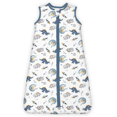 TOTBASIC sleep sack front view demonstrates sleeveless design for year-round comfort.