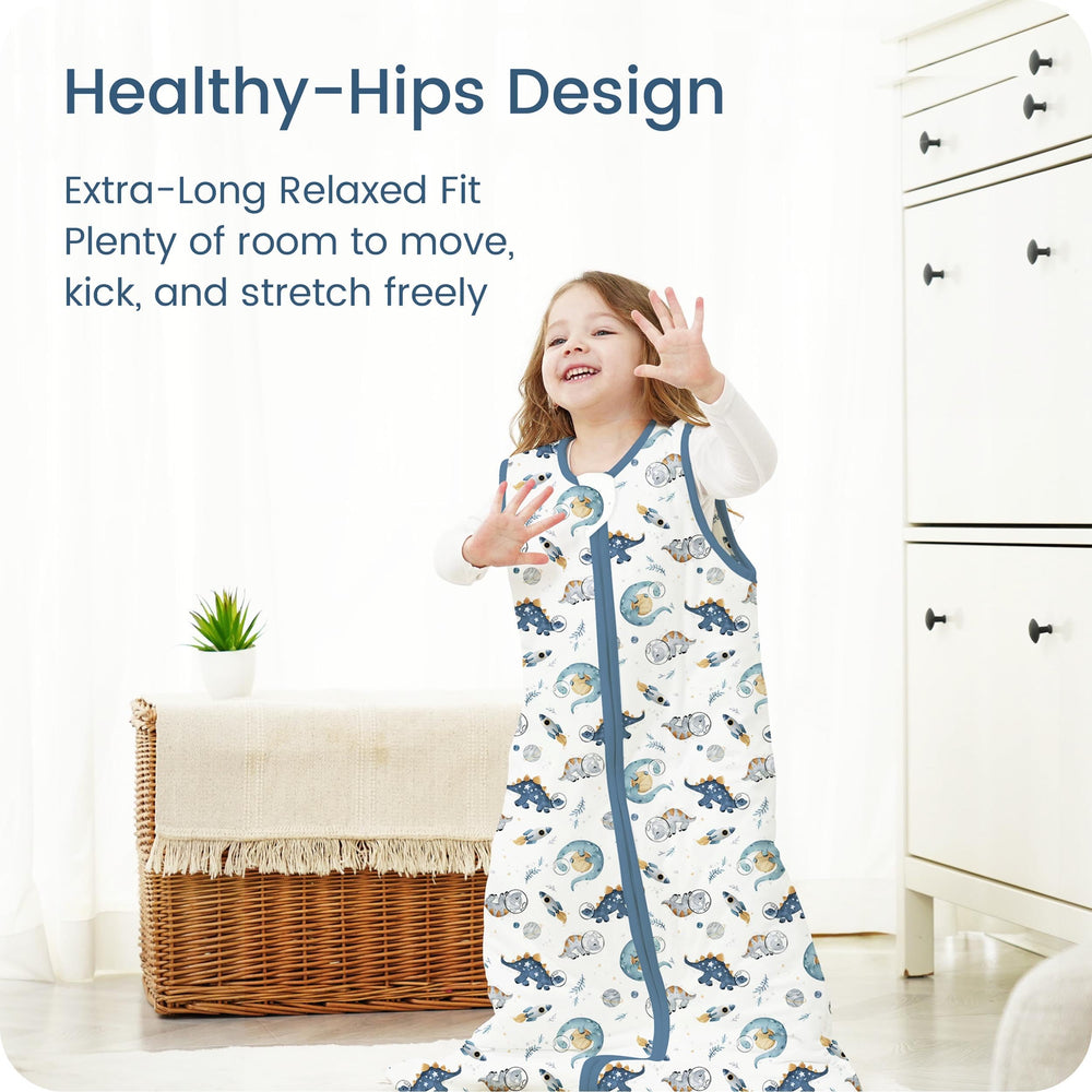 TOTBASIC sleep sack in crib demonstrates secure, cozy layering.