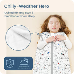 TOTBASIC sleep sack side view highlights snug fit and safe zipper guard for nighttime diaper changes.