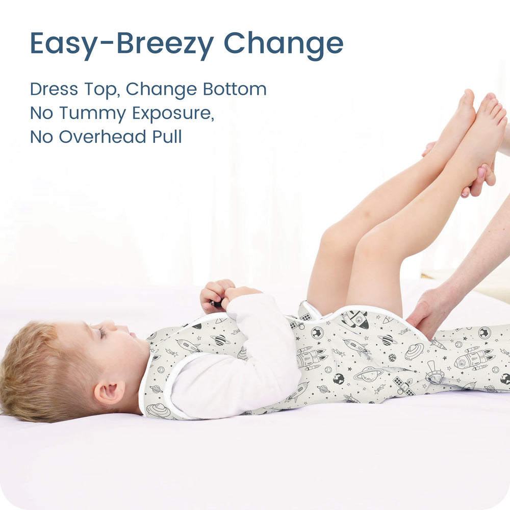 TOTBASIC wearable blanket with zipper guard demonstrates safe, easy night diaper changes.