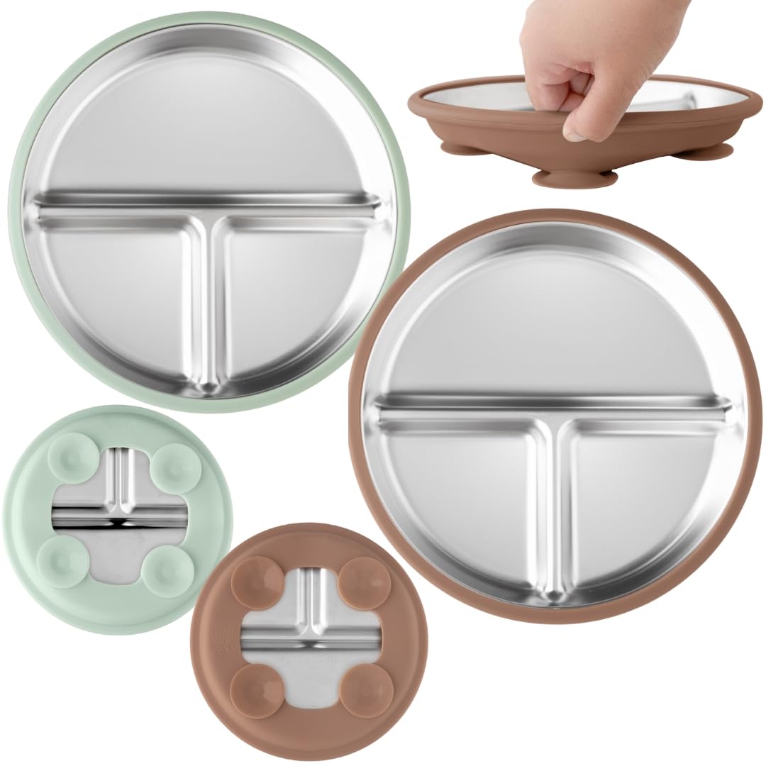 TOTS GROUND TinyBites Duo Mocha Mousse Sage Green assembly shows durable stainless steel and suction for mess-free meals.