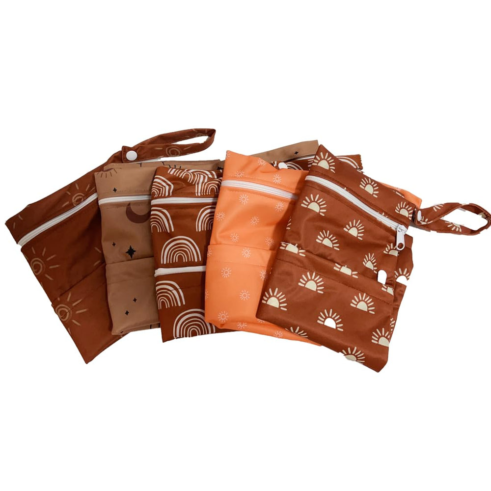 TRASUN Wet Dry Bag bright colors stay vibrant for quick spotting.