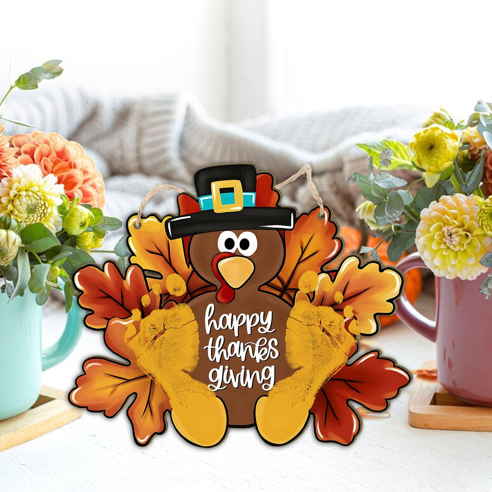 TRUMPETIC preschool-nursery fall craft encourages creative holiday activity.