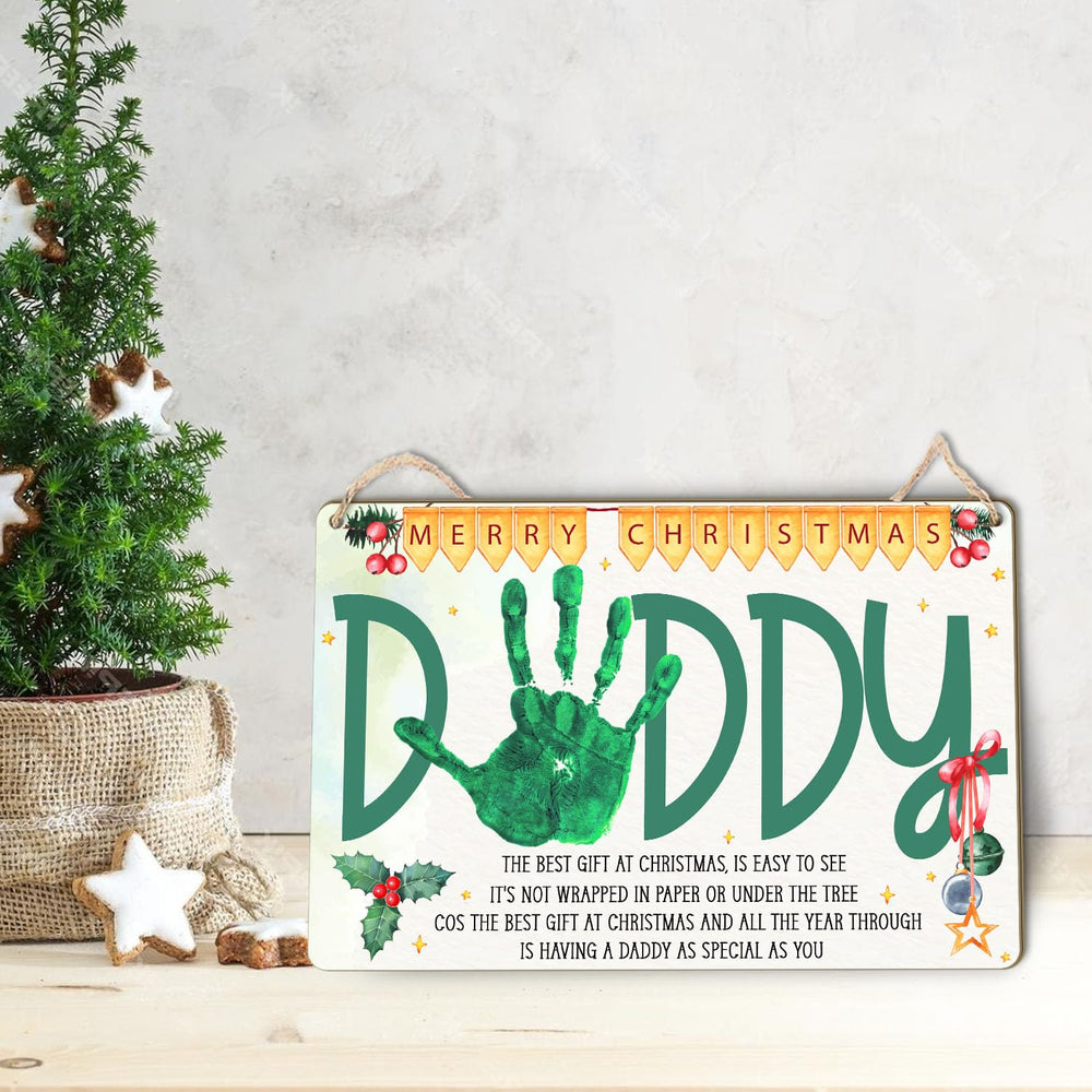 TRUMPETIC wooden handprint poem sign adds warm holiday decor to your home.