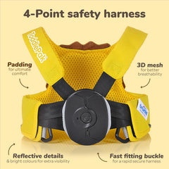 Trunki Leeroy Lion leash clip adjustment demonstrates quick simultaneous strap tightening for a snug fit.